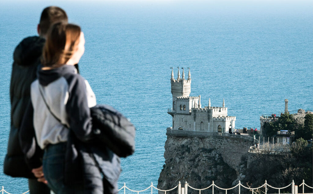 Жить в Крыму